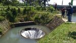 Wajah Spillway dari Hari ke Hari, Sumur yang Jadi Wisata Dadakan