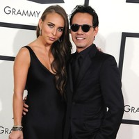 Sebelum bersama Jeremy, Chloe pernah pacaran dengan mantan suami Jennifer Lopez, Marc Anthony. Saat itu usia Chloe 22 tahun dan Marc 45. Hubungan mereka pun dikabarkan cukup serius hingga Chloe pernah bertemu dengan anak kembar Marc dan Jennifer. Foto: Instagram