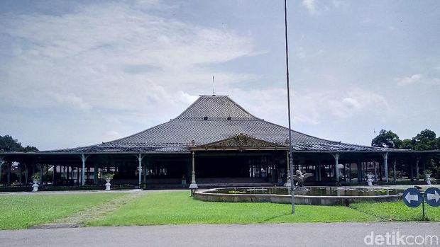 Destinasi Solo, Mulai dari Wisata Sejarah hingga Belanja Batik