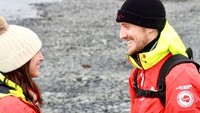 Benua terakhir yang mereka kunjungi adalah Antartika. Perjalanan mereka berakhir manis dengan pengumuman kehamilan Jordi. Wah, selamat ya guys! (Jordi Lippe-McGraw/Instagram)