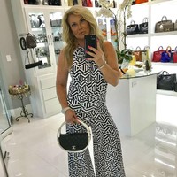 Kekayaan Theresa Roemer bukan hanya dari perusahaan minyaknya saja. Wanita berusia 56 tahun itu juga seorang CEO of Theresa Roemer. Perusahaan tersebut menaungi sejumlah brand lifestyle di antaranya lini busana olahraga dan lini dekorasi rumah. Foto: Instagram