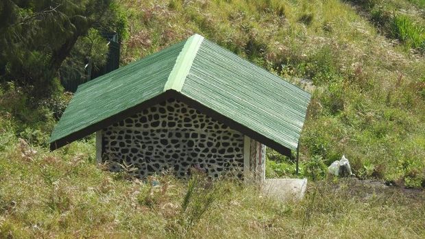 Yang Baru di Gunung Semeru: Toilet Basah