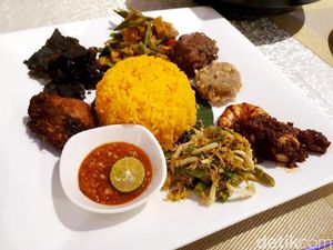 Mamanda: Mencicip Nasi Tumpeng dan Asam Pedas di Resto Historis Singapura