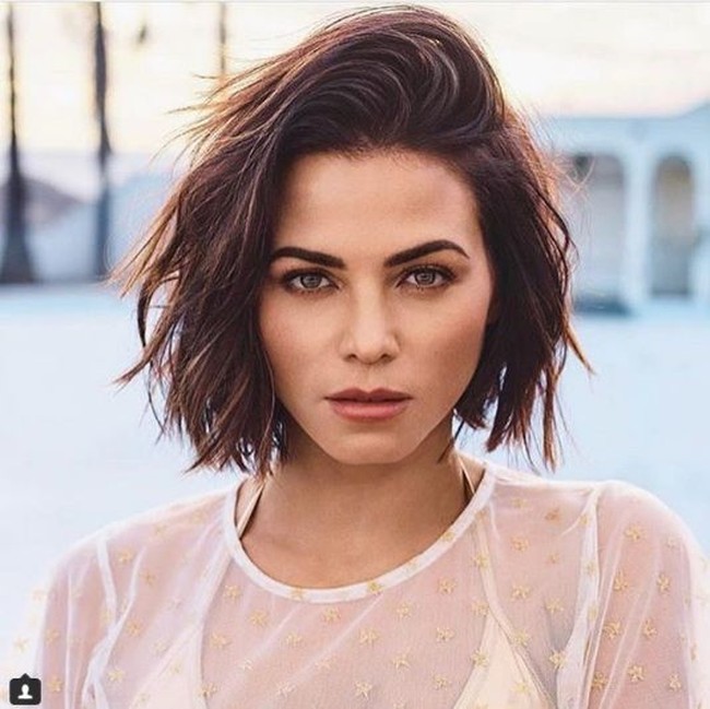 Sekilas Jenna Dewan mungkin tak terlihat berwajah Arab. Namun mantan istri Channing Tatum tersebut ternyata punya darah Timur Tengah. Aktris sekaligus penari itu mengaku jika ayahnya setengah Lebanon dan setengah Polandia. Foto: Dok. Instagram/jennadewan