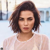 Sekilas Jenna Dewan mungkin tak terlihat berwajah Arab. Namun mantan istri Channing Tatum tersebut ternyata punya darah Timur Tengah. Aktris sekaligus penari itu mengaku jika ayahnya setengah Lebanon dan setengah Polandia. Foto: Dok. Instagram/jennadewan