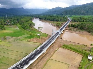3 Jembatan Cantik Berbatas Laut di Jalur Mudik Pansela