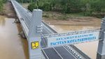 Megahnya Jembatan Grindulu Senilai Rp 211 Miliar di Kampung SBY