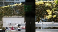 Sebanyak tiga orang dilarikan ke rumah sakit (Foto: Dok. REUTERS/Jeffrey Dastin)