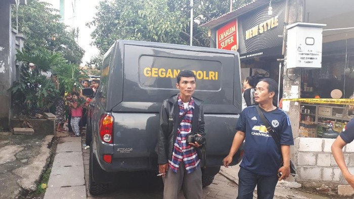 3 Orang Diamankan di Tempat Perakitan Senpi di Tangerang