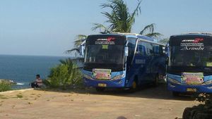 Hore! Bus Besar Bisa Masuk Pantai Klayar