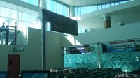 Rencananya bandara ini juga akan melayani penerbangan untuk jamaah haji. Menteri Koordinator Bidang Kemaritiman Luhut Binsar Pandjaitan sebelumnya mengatakan, bandara ini siap dipakai 15 Juli mendatang.
