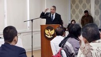 Beragam produk unggulan yang berasal dari BUMDes dan  Kelompok Usaha Ekonomi Desa dipamerkan seperti  bahan nonpokok, bahan pokok, herbal atau rempah, kerajinan, kopi, makanan ringan. Foto: dok. Kemendes