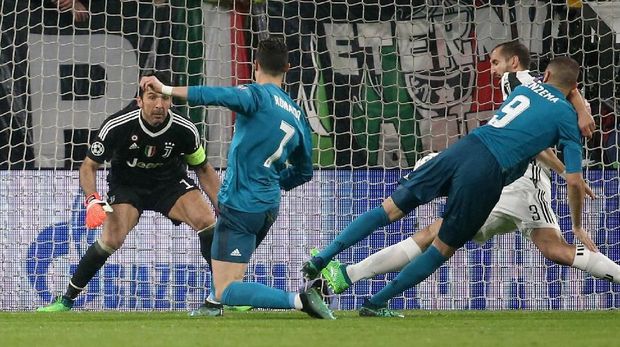 Real Madrid berpeluang ke babak semifinal Liga Champions 2017/2018 setelah mengalahkan Juventus 3-0 di leg pertama perempat final.