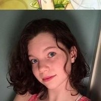 Bentuk dan fitur wajahnya benar-benar membuat wanita berikut mirip teman Tinkerbell, Prilla. Foto: Buzzfeed