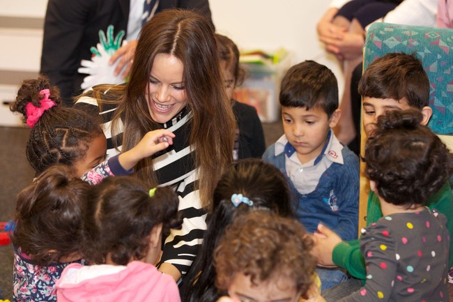 Kini, masa lalunya yang pernah jadi kontroversi itu sudah menjadi sejarah. Kini Sofia menjalani kehidupannya sebagai seorang putri yang elegan dan berjiwa sosial. Ia bahkan memiliki yayasan sosial pribadi yang banyak membantu anak-anak kurang mampu. Foto: Getty Images