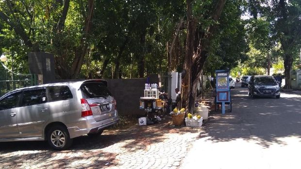 Lokasi Ratna Sarumpaet mobilnya diderek