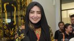Senyum Yulia Mochamad saat Ditanya soal Opick