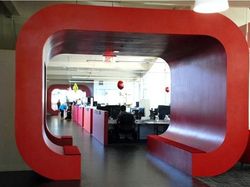 Suasana Kantor YouTube Sebelum Diberondong Peluru