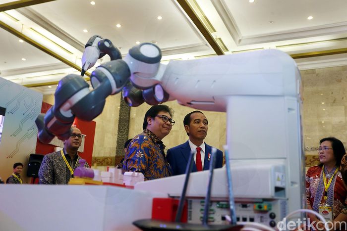 Jokowi Buka Indonesia Industrial Summit 2018 Foto 7