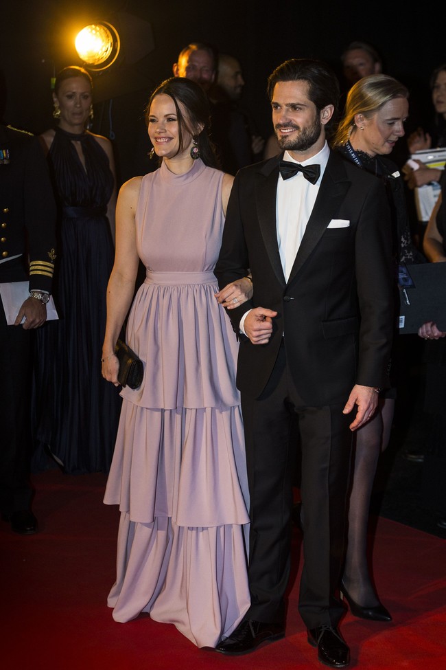 Di usia 20-an, Sofia juga menjadi model seksi. Ia kerap menjadi model pemotretan lingerie dan bikini. Foto: Getty Images