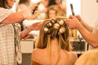 Ternyata Begini Rahasia di Balik Rambut Sempurna Iklan Sampo