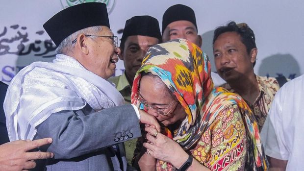 Beda Sikap Ma'ruf Amin Tanggapi Kasus Ahok dan Sukmawati