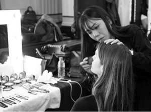 Keberanian Perempuan dalam Pulasan Tren Makeup 2018