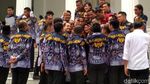 Usai Curhat di Istana Merdeka, Pengusaha Selfie Bareng Jokowi