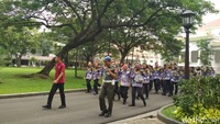 Anggota HIPMI yang datang sekitar 50 orang dan dipimpin oleh sang ketua, Bahlil Lahadalia/Foto: Hendra Kusuma (detikFinance)