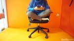 Kepribadian Seseorang Dilihat dari Cara Duduk, Nomor 7 Bikin Mules!