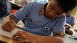 Aksi Anak-anak ABK di Hari Buku Internasional