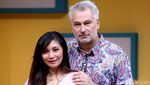 Sudah Sah! Baby Margaretha dan Suami Pamer Kemesraan