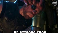 Di pesawat itu berisi Thanos, ia lalu menyerang Thor sampai tak berdaya. Foto: dok Instagram