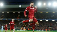 Liverpool mengalahkan Manchester City 3-0 dalam leg pertama babak perempatfinal Liga Champions, Kamis (5/4/2018) dinihari. Alex Oxlade-Chamberlain, mencetak satu gol indah (Andrew Yates/Reuters)