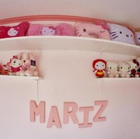 Untuk memberi kejutan pada kekasihnya, Giearson memutuskan merenovasi kamar sendiri. Mulai dari belanja material, membeli tempat tidur hingga mengecat tembok. Foto: Facebook /Giearson Agapito Genova