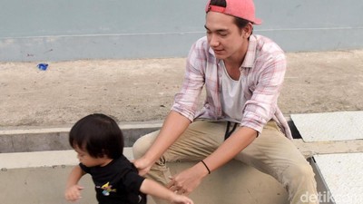 Lucu! Saat Sekala Kabur dari Adipati Dolken