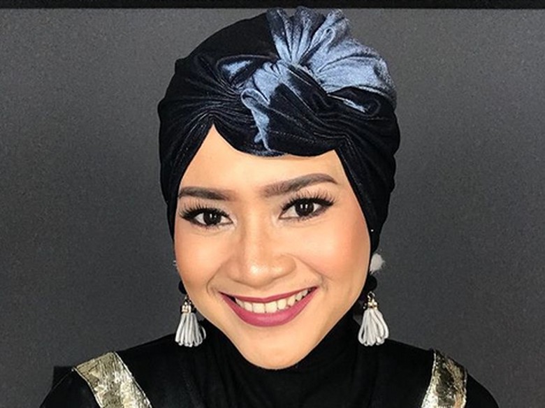 Mantap Berhijab, Ikke Nurjanah Tak Mau Buka Tutup Lagi Mantap Berhijab, Ikke Nurjanah Tak Mau Buka Tutup Lagi