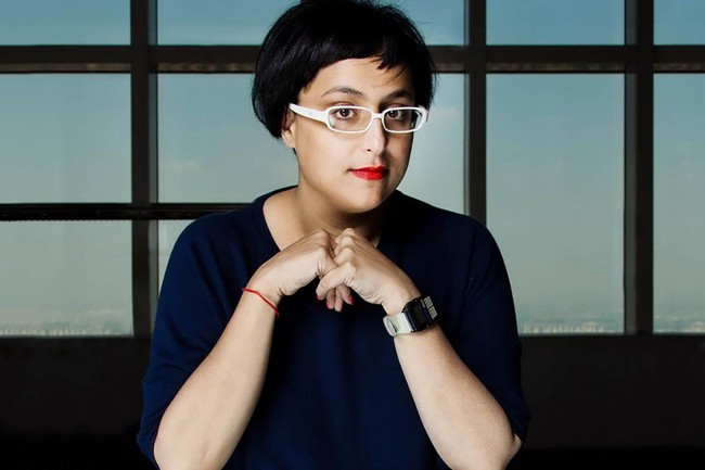 Putri Sheikha Hoor adalah anak dari pimpinan Emirat Sharjah, Sultan Al-Qasimi. Lahir pada 1980, dia dikenal sebagai putri kerajaan di Uni Emirat Arab yang peduli pada seni dan budaya. Dia sendiri juga seorang pelukis dan menjadi kurator untuk paviliun UAE di Venice Biennale 2015. Foto: Dok. Getty Images, Instagram