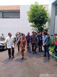 Puisi Jadi Kontroversi, Sukmawati Datangi Kantor MUI