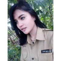 Wanita asal Karawang, Jawa Barat ini merupakan Pegawai Negeri Sipil (PNS) yang bertugas di Dinas Pertanian Kehutanan Perkebunan dan Peternakan. Foto: Instagram