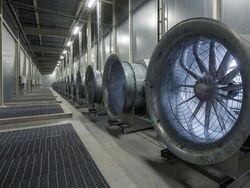 Wujud Gudang Data 2,2 Miliar Pengguna Facebook