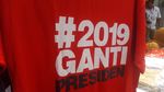 Foto: Aneka Kaus #2019GantiPresiden yang Dijual di Rakernas Gerindra