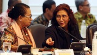 Pada usia produktif, individu yang pada balita dalam kondisi stunting berpenghasilan 20% lebih rendah. Kerugian negara akibat stunting mencapai sekitar Rp300 triliun per tahun. Karena stunting pun dapat menurunkan produk domestic bruto negara sebesar 3%. 