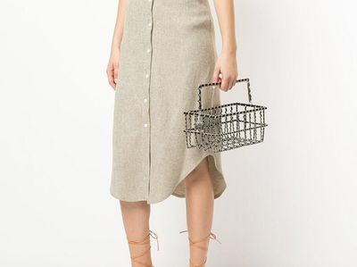 5 Item Fashion Ini Sebenarnya Nggak Penting, Tapi Mahal Banget