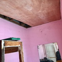 Pria asal Filipina ini merenovasi kamar kekasih dengan dekorasi yang jadi favorit sang wanita, yakni Hello Kitty dan warna pink. Foto: Facebook /Giearson Agapito Genova