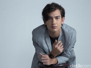 10 Tahun Berkarier, Adipati Dolken Ingin Jadi Sutradara