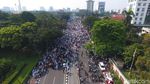 Foto: Lautan Massa Demo Sukmawati di Depan Bareskrim
