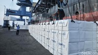 Menteri Perhubungan (Menhub) Budi Karya Sumadi menjelaskan saat ini sedang mengkaji pembukaan Pelabuhan Merak Mas untuk pengalihan kegiatan dari Tanjung Priok.