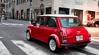 Produsen asal Inggris di bawah BMW Group ini menjanjikan mobil listrik ini akan menawarkan kekuatan spontan dari motor listrik tunggal. Foto: Dok. MINI