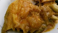 Terbanyang rasa dari gulai tunjang ini. Hmm, dengan paduan kuah gulai gurih terlihat sangat enak dipadu dengan nasi hangat. Foto: Instagram @sari_dhani